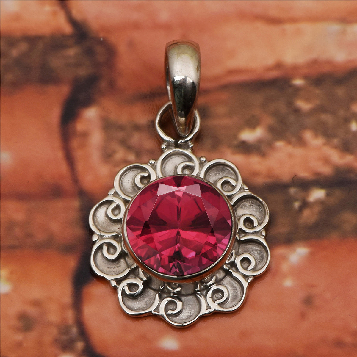Vintage Swirl Design Multi Choice Gemstone Pendant
