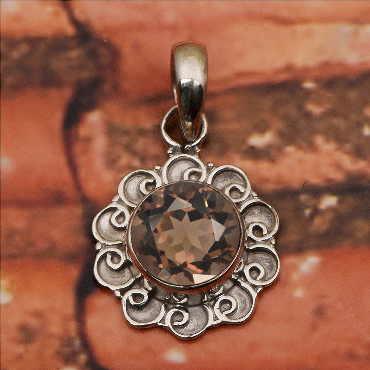 Vintage Swirl Design Multi Choice Gemstone Pendant