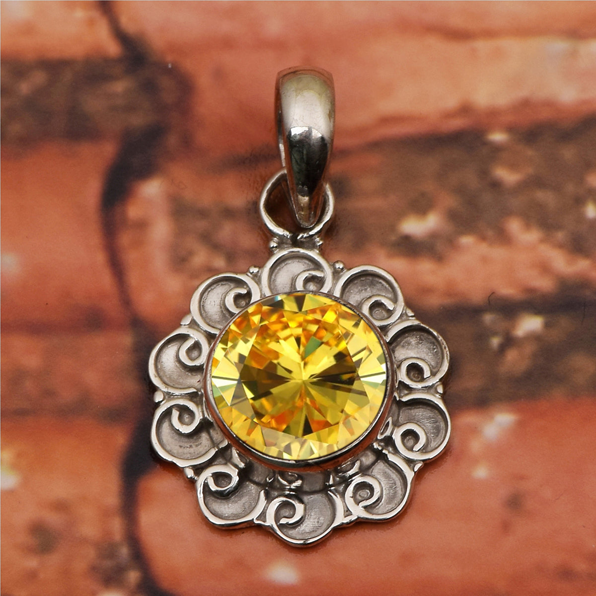 Vintage Swirl Design Multi Choice Gemstone Pendant