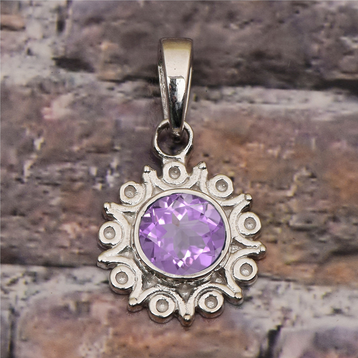 Vintage Swirl Design Multi Choice Gemstone Pendant