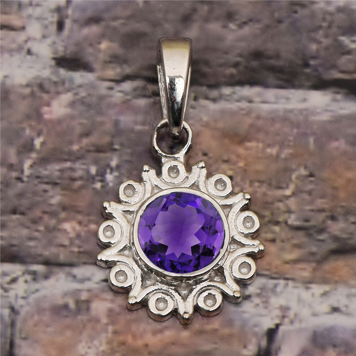 Vintage Swirl Design Multi Choice Gemstone Pendant