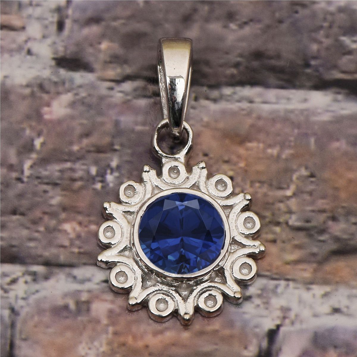 Vintage Swirl Design Multi Choice Gemstone Pendant