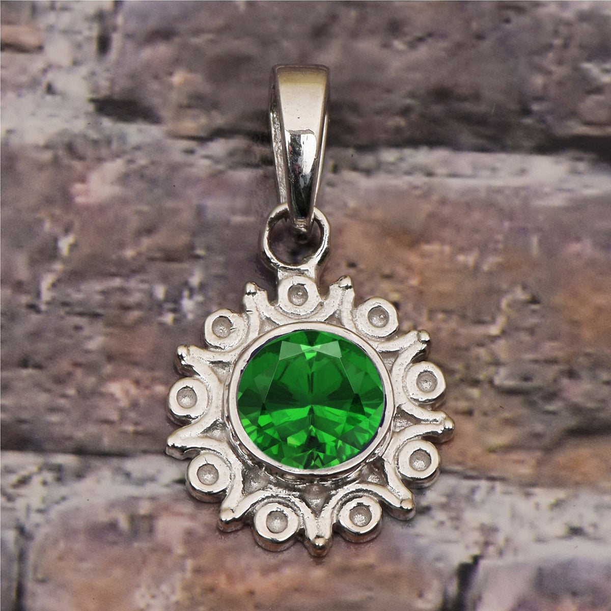 Vintage Swirl Design Multi Choice Gemstone Pendant