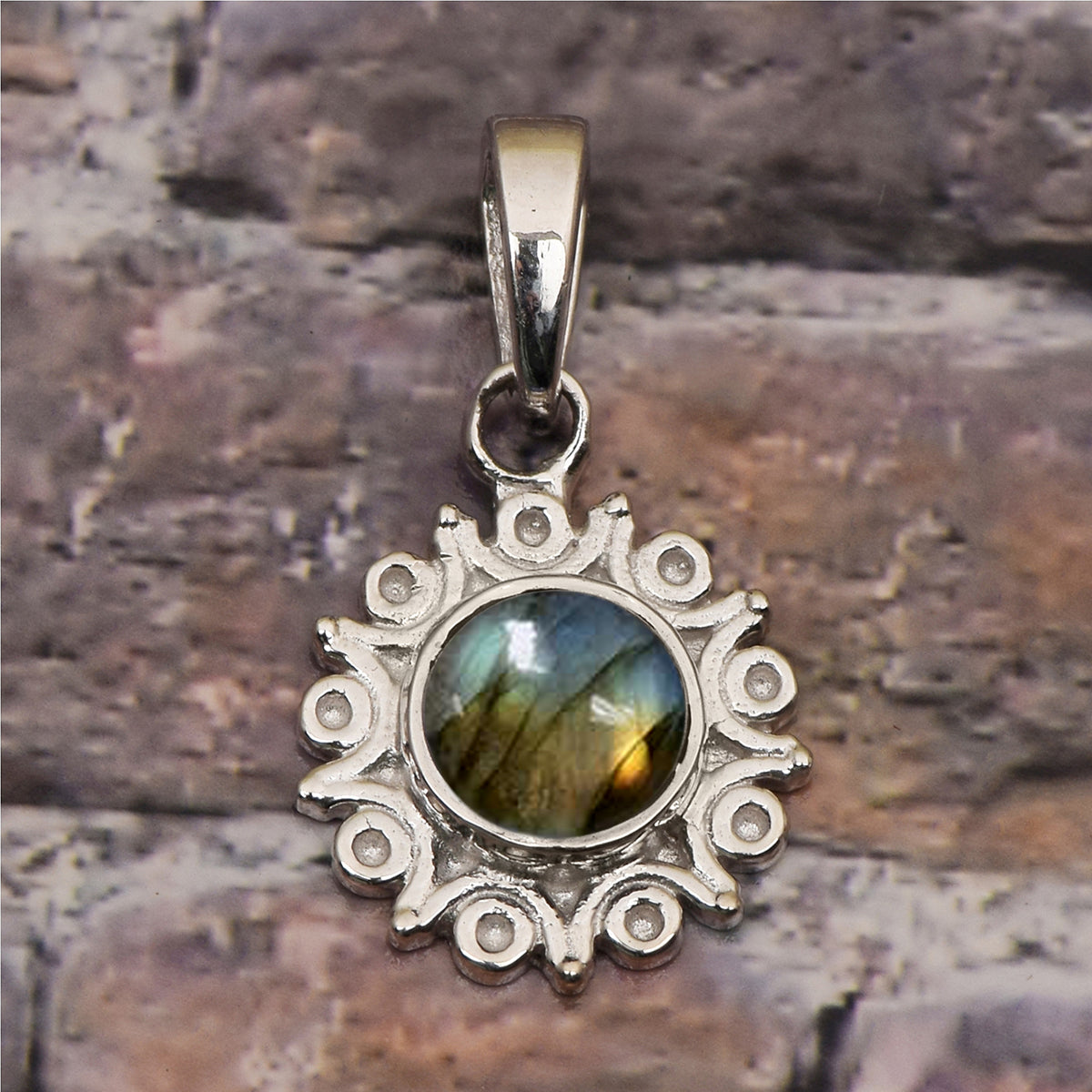 Vintage Swirl Design Multi Choice Gemstone Pendant