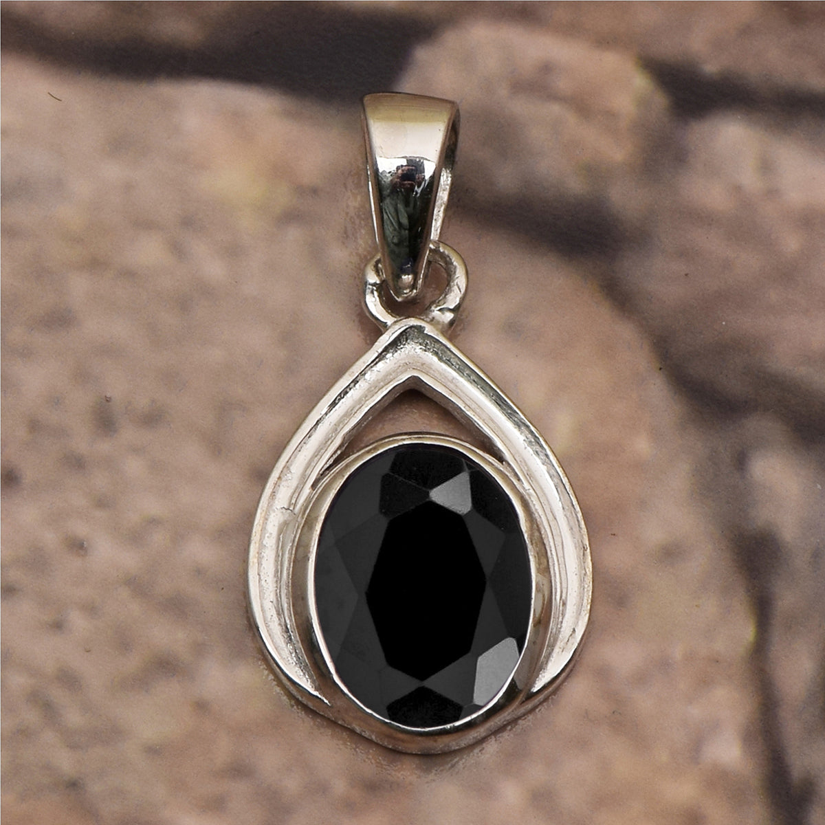 Celtic Style Oval Cut Multi Choice Gemstone Pendant