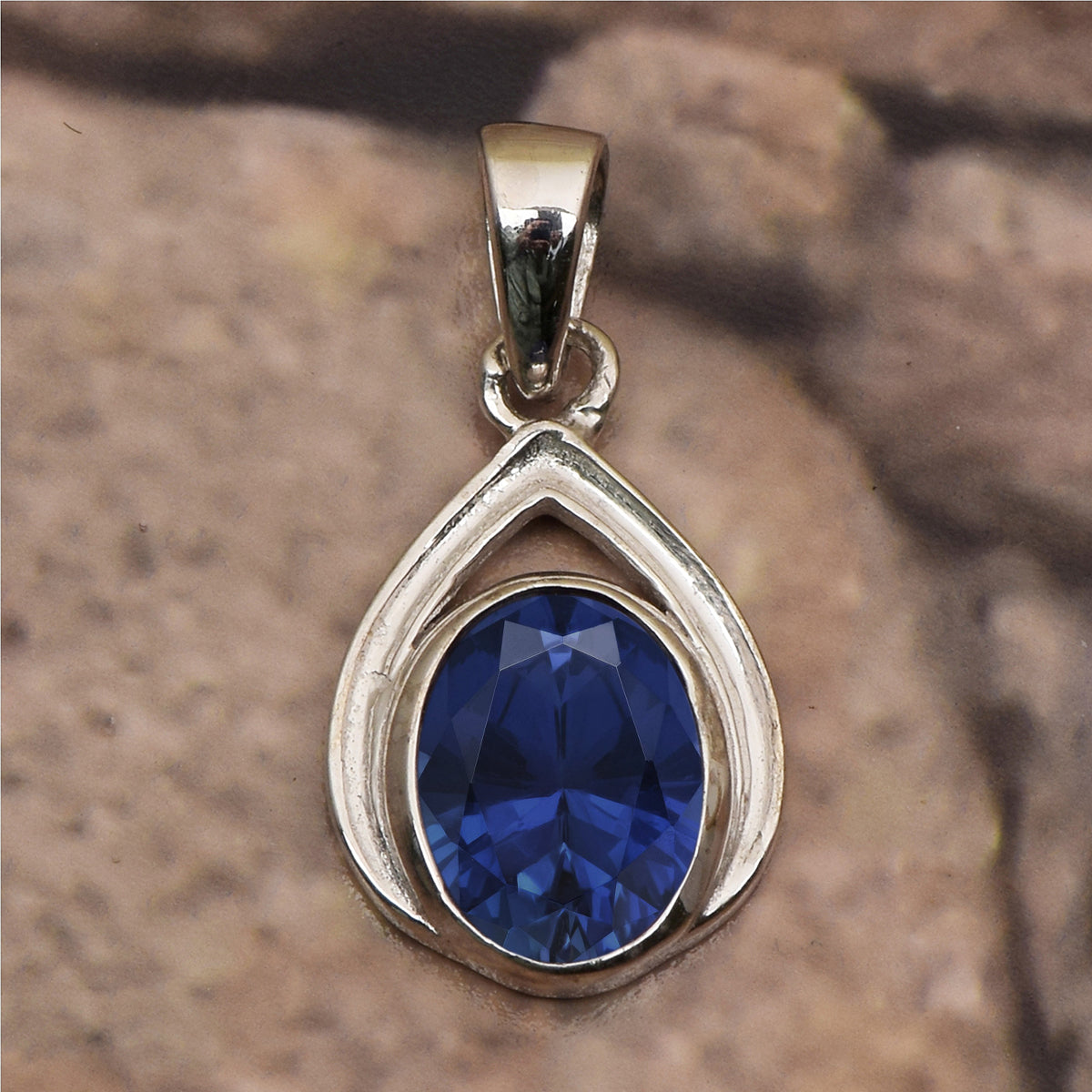 Celtic Style Oval Cut Multi Choice Gemstone Pendant