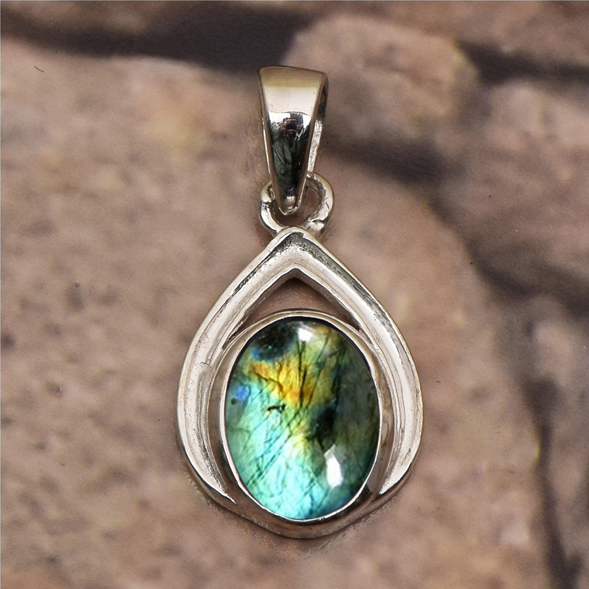 Celtic Style Oval Cut Multi Choice Gemstone Pendant