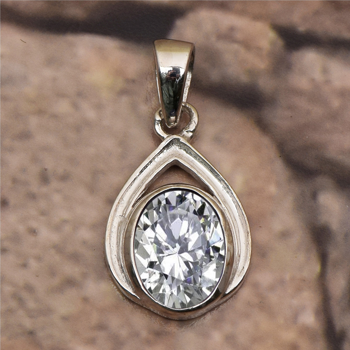 Celtic Style Oval Cut Multi Choice Gemstone Pendant