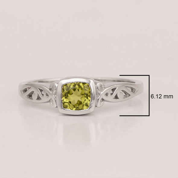 Cushion 0.65 Ctw Peridot Gemstone 925 Sterling Silver Women Cluster Ring