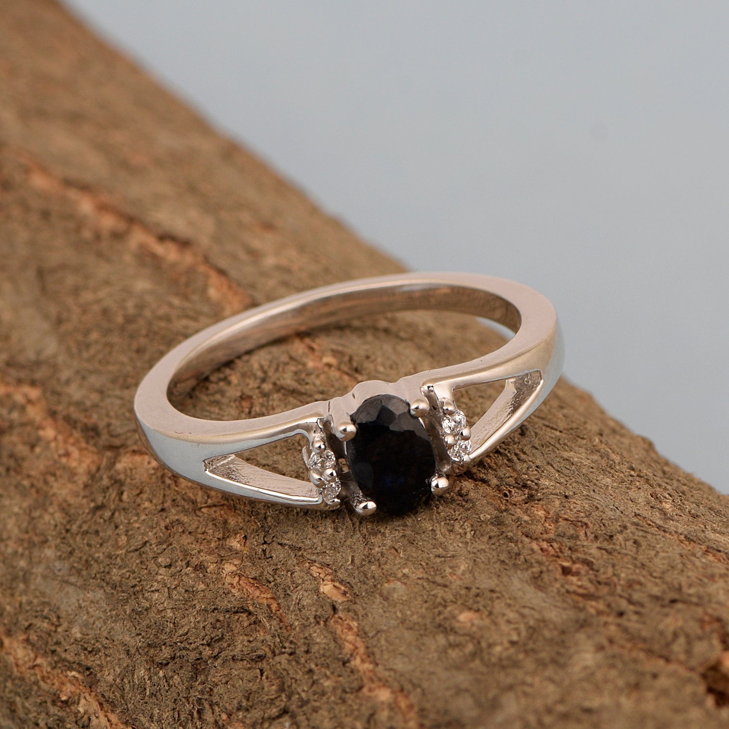 Black Spinel ring
