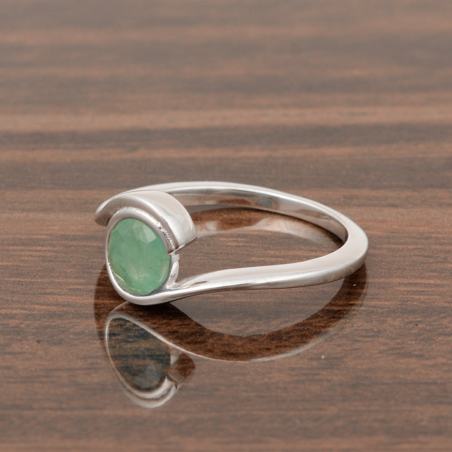 Emerald ring