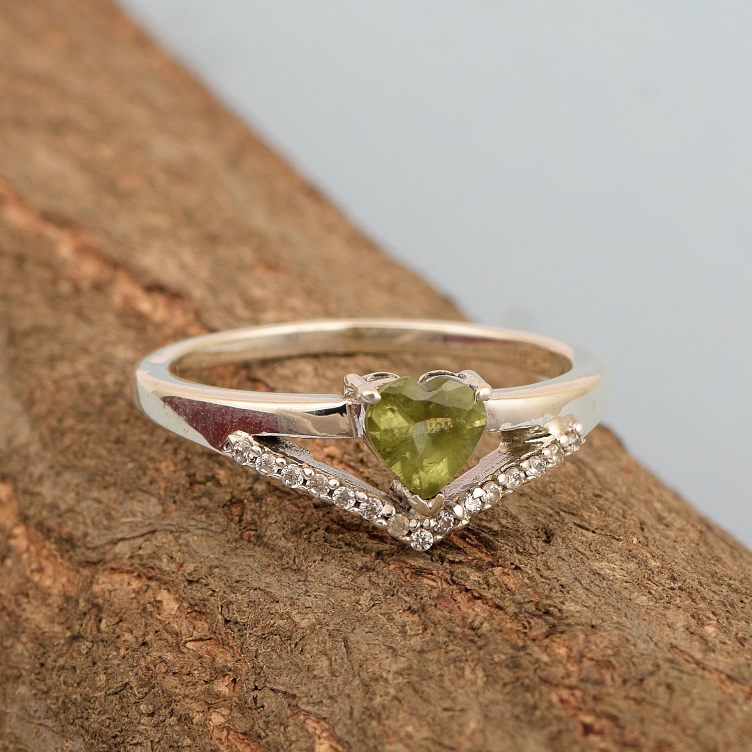 Peridot ring