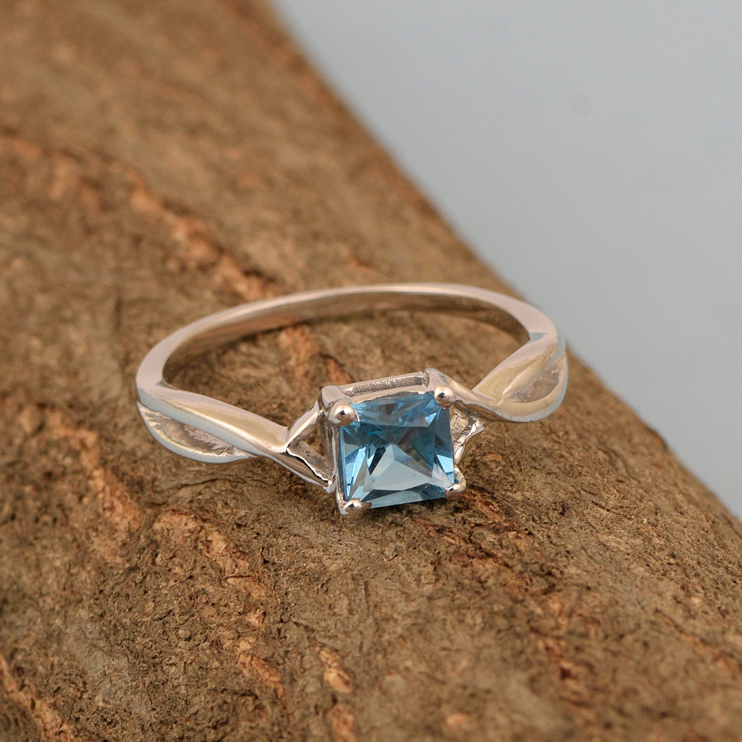 Blue Topaz ring