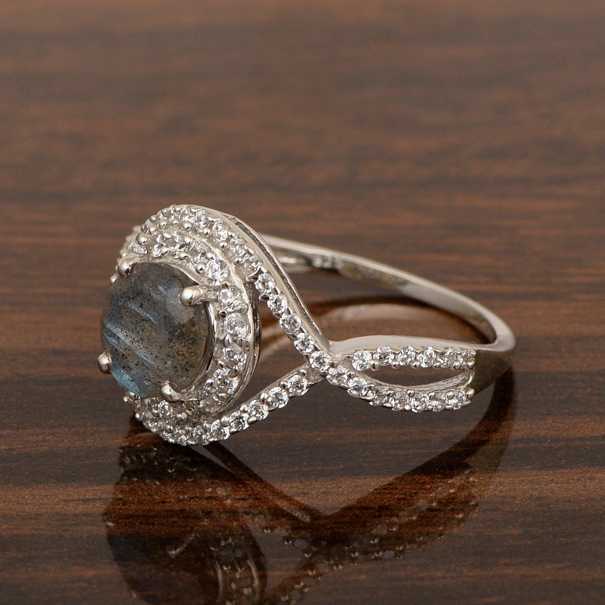 Labradorite ring